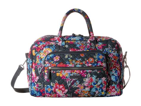 vera bradley overnight bags clearance.